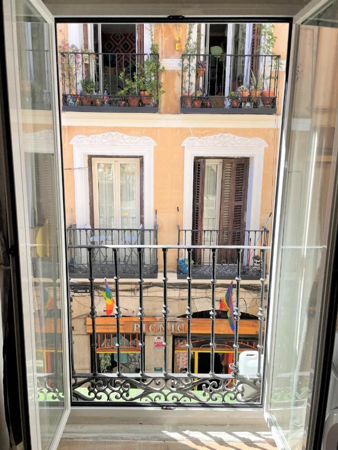 Cómodo y acogedor apartamento en Madrid Centro Exterior foto