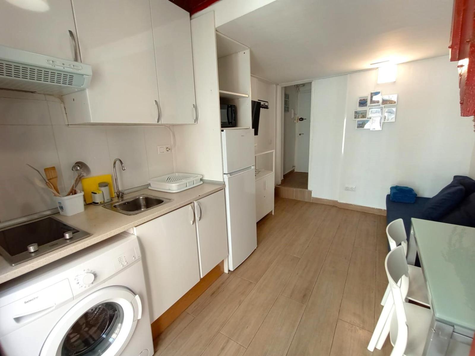 Cómodo y acogedor apartamento en Madrid Centro Exterior foto